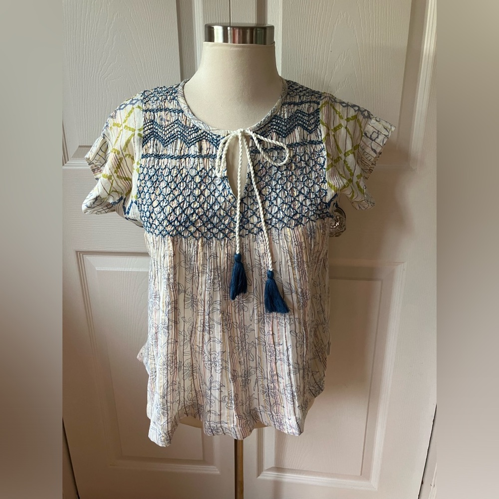 Rachel Roy smocked front tie top